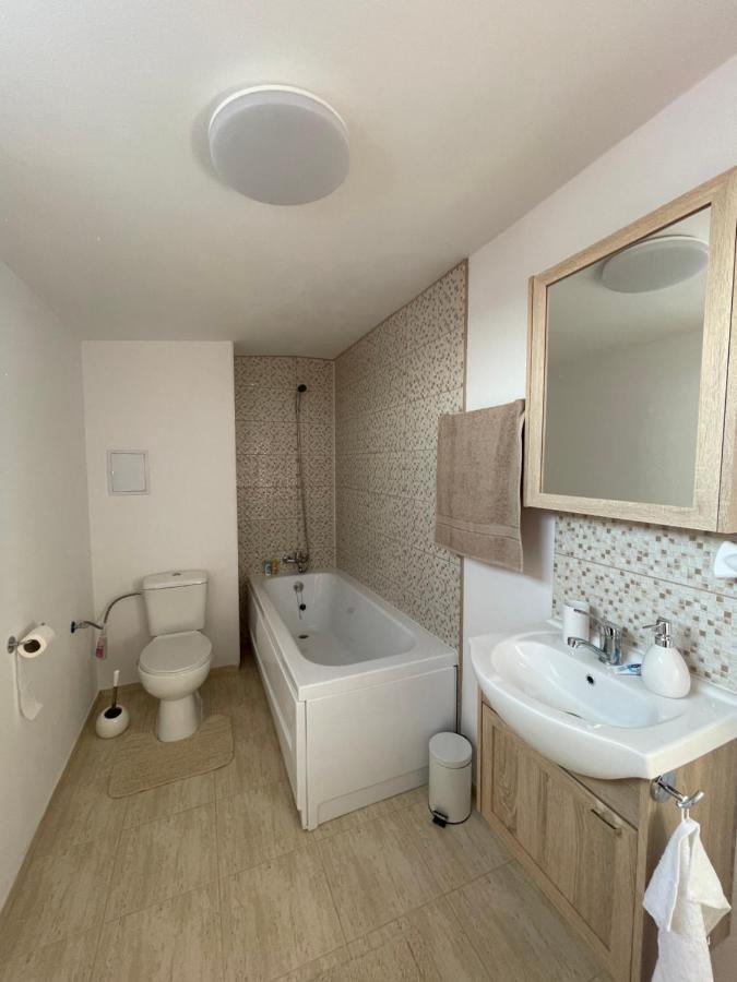 Jokai Apartments Nr9, Code Entry Сфынту-Георге Экстерьер фото