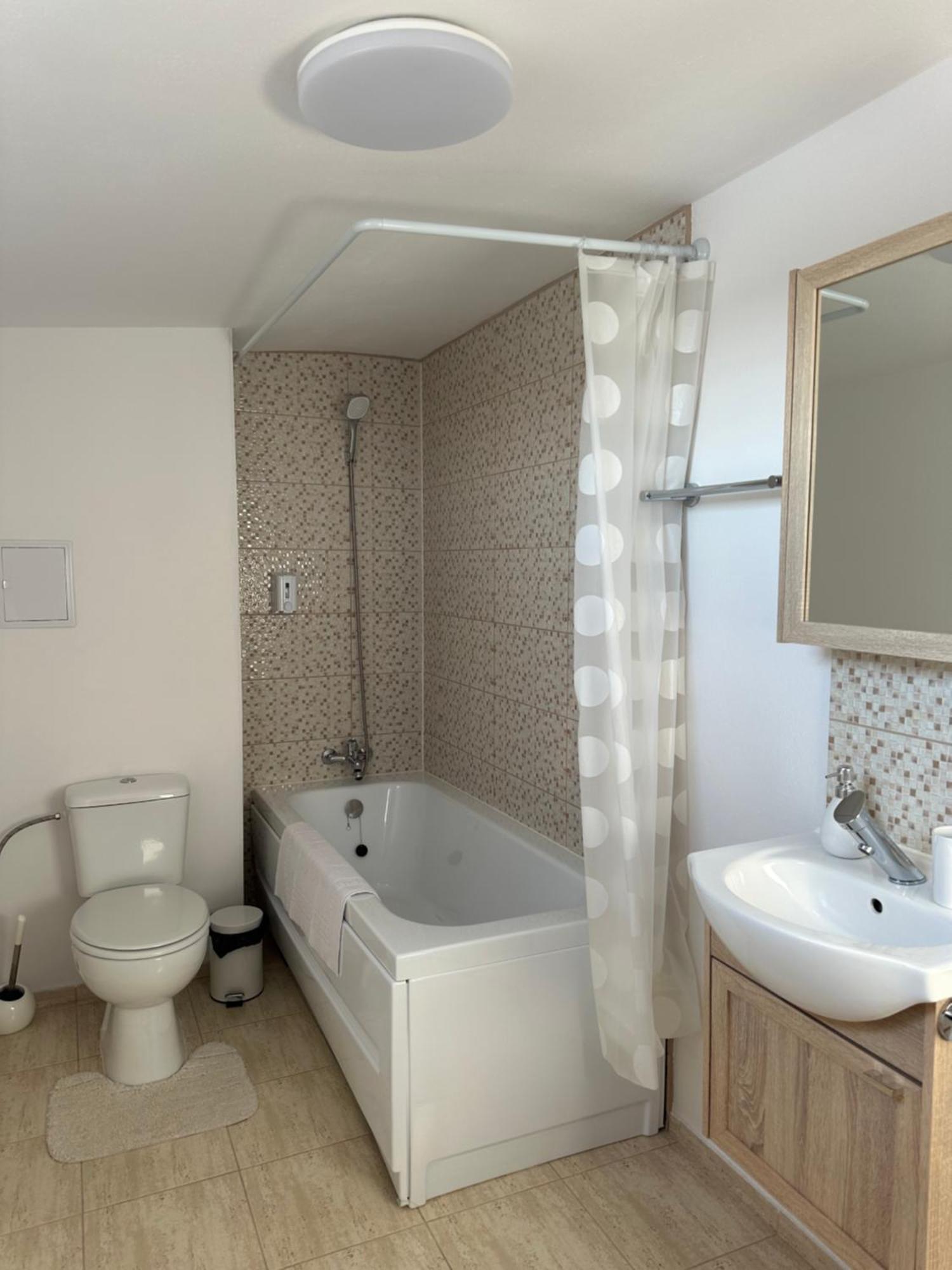 Jokai Apartments Nr9, Code Entry Сфынту-Георге Экстерьер фото